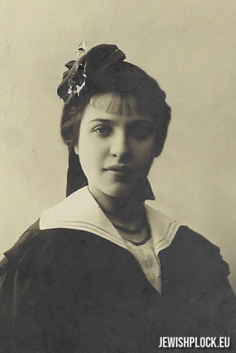 Janina Szenwic (source: Archives of the University of Warsaw, reference number RP 2946)